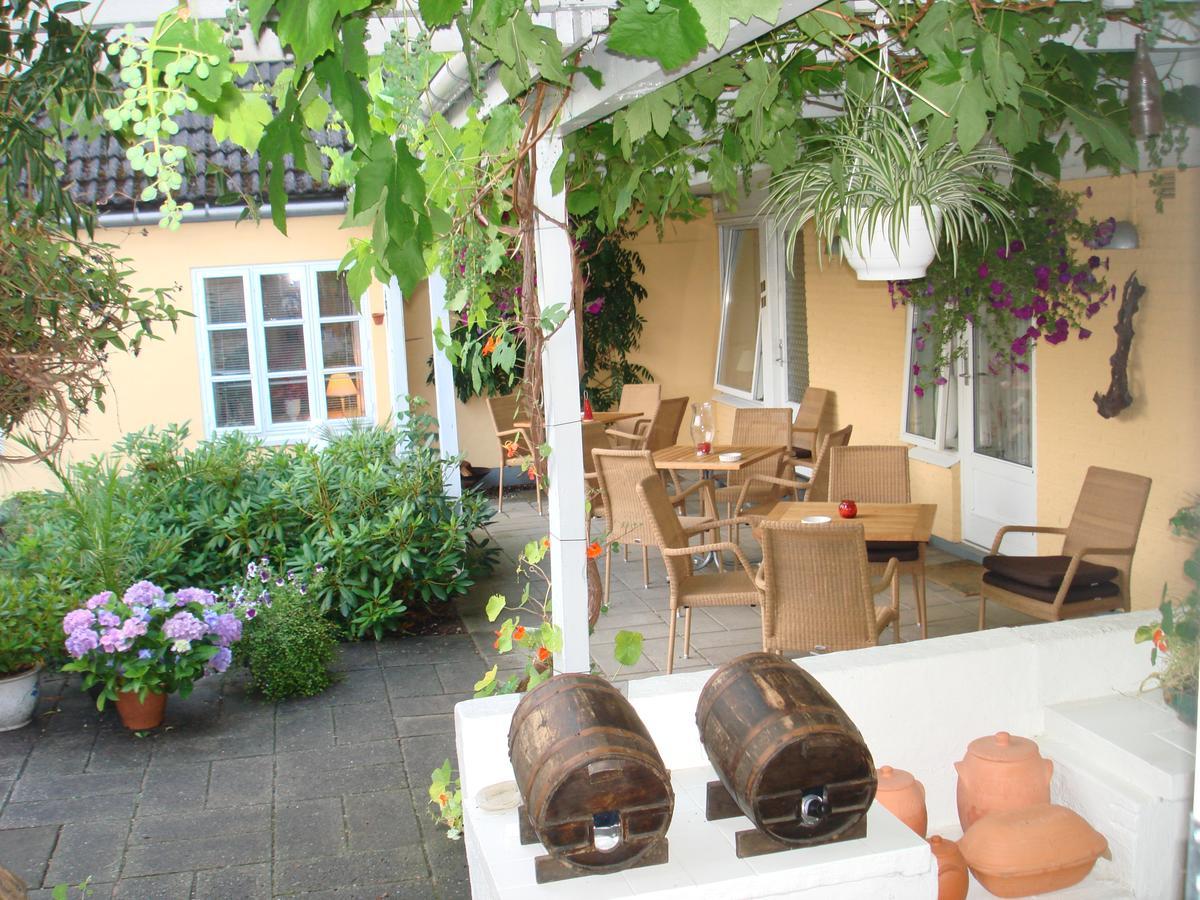 Strandidyl Bed And Breakfast Kelstrup Exterior foto